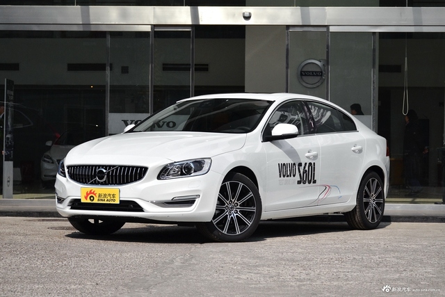 2018款沃尔沃S60L 2.0T自动T4智驭进取版