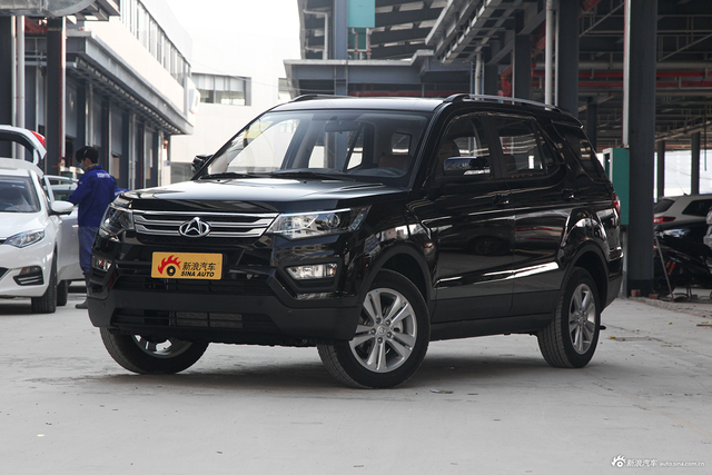 2016款长安CX70 1.6L手动豪华型 