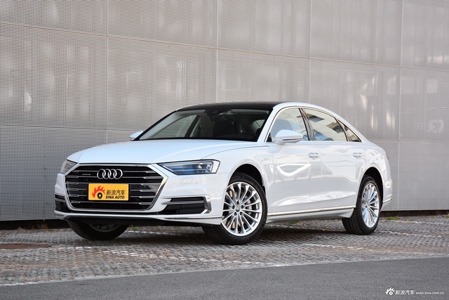 2018款奥迪A8L 3.0T自动55 TFSI quattro精英型