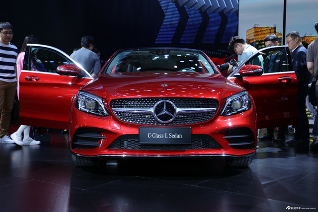 奔驰C级