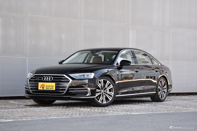 2018款奥迪A8L 3.0T自动55 TFSI quattro尊贵型