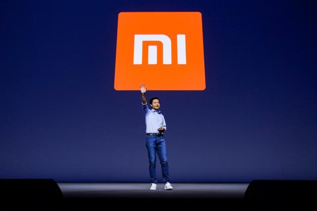 小米股票彻底火了,李嘉诚、马云和马化腾出手