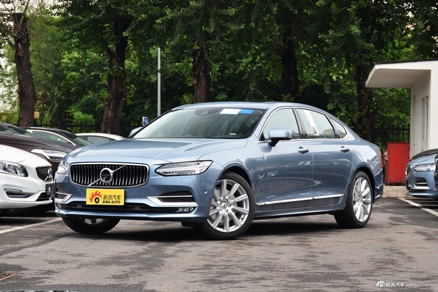2019款沃尔沃S90 2.0T自动T5智雅版