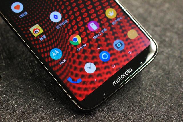 精致科技美学 摩托罗拉motorola z3手机评测