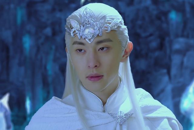 邓伦十六年电视剧《奇星记》白发造型曝光,一