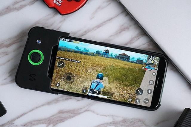 操控灵活,表现惊艳,黑鲨游戏手机