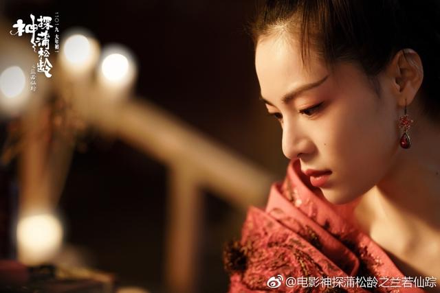 《青春须早为》曝剧照,胡一天钟楚曦甜蜜同框