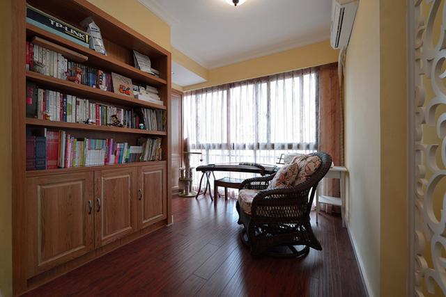 新房装了6个月通风完搬家，用石膏线来装饰吊顶效果太漂亮了