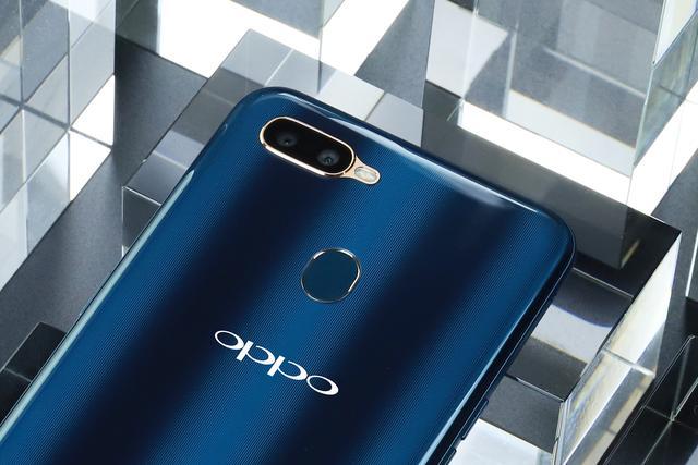 oppoa72手机图片,OPPO A72图片 又一爆款神机oppo a7,颠覆千元手机理念