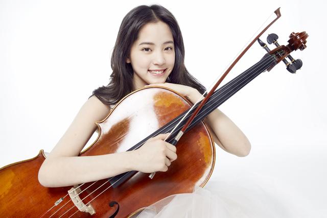 欧阳娜娜大提琴水平图片