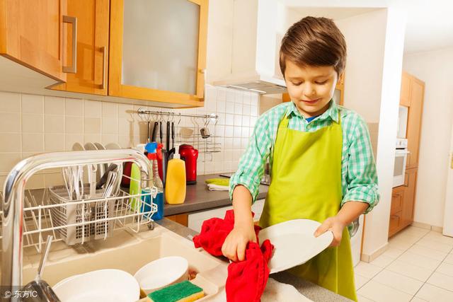 看她抖音就知道爱不爱你了。。。自己做了啥难道心里没点数?