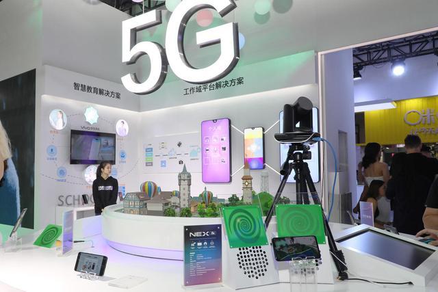国内5G手机发力,纷纷亮出自家5G商用终端,到
