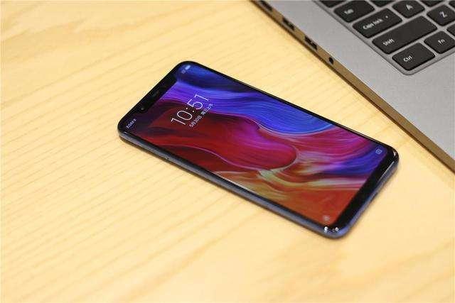 小米手机哪个型号性价比高好用 ra8U-hqzxptn1673088.jpg