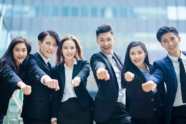 策划一场年会的流程是什么？年会的意义仅仅是聚餐吗？