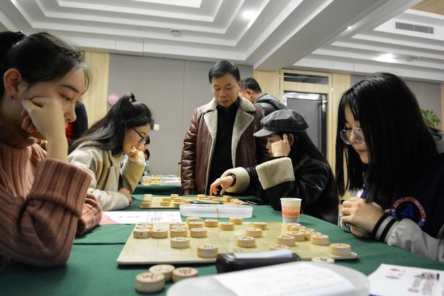 长沙象棋协会举办“迎春杯”大学生赛
