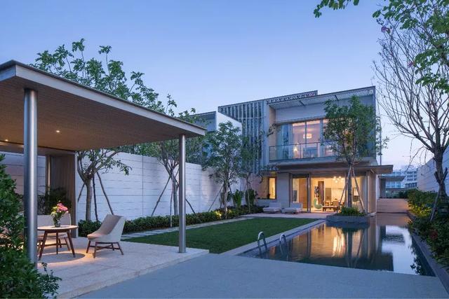 宁静自然的空间向往，使三亚海棠湾晋园拥有了非凡的别墅之美