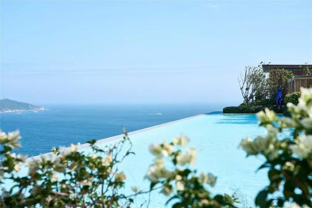 解锁三亚各种貌美泳池,享受狂欢清凉盛宴!