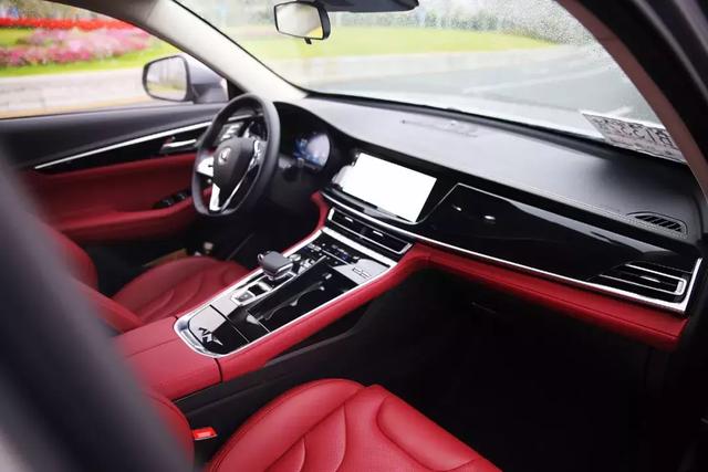 ����2.0T+����8AT �Լݳ���CS85 COUPE