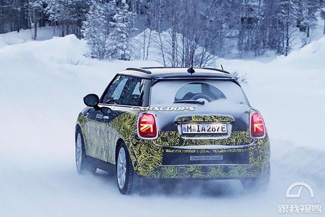 续航300公里 性能堪忧 MINI COOPER SE伪装路试