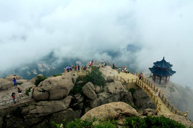 青岛旅游攻略 崂山巨峰(崂顶)