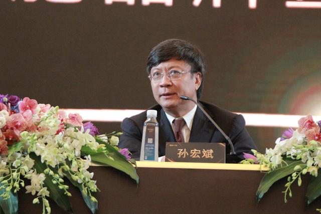 还能买房吗？冯仑：除非钱是捡来的，孙宏斌：没有生意比房产更好