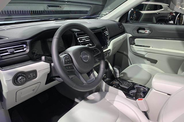 2019上海车展 全新Jeep指挥官PHEV百公里油耗低至1.7L