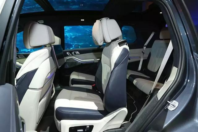 BMW X7售100万元起,BMW正式开启大型豪华车之年