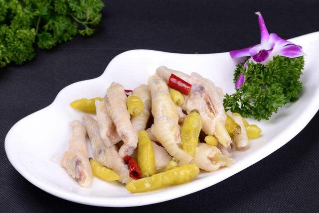 正宗泡椒凤爪配方，还教您8大窍门，保证超级入味