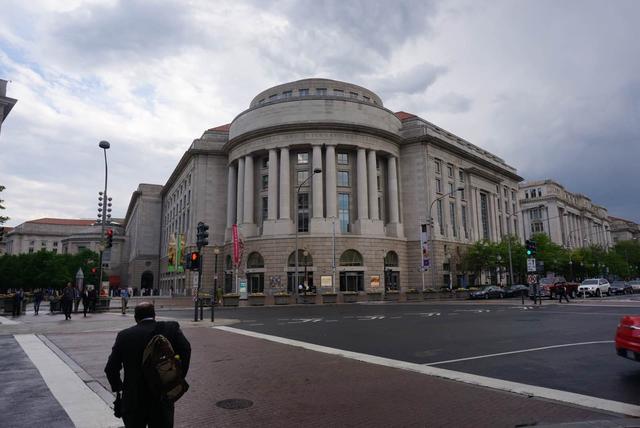 美国的担忧:2030年世界各国经济排名,美国只能