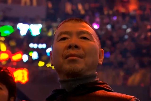 导演齐聚微博之夜:周星驰隆重,张艺谋站C位,冯