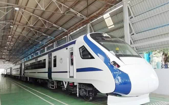 印度“最快火车”即将开通，最高时速不到中国高铁一半