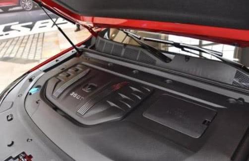 ����CS75 PLUS�����ع⣬"����"���ˣ�ʵ���Ϻ���չ��