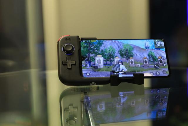 北通G1评测:华为Mate20加这款手柄成吃鸡手游