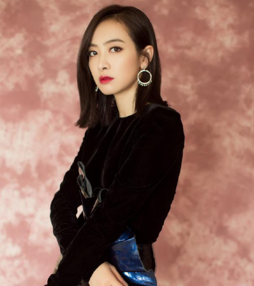 2018女星人气排行榜:关晓彤落榜,鞠婧祎排第三,第一实至名归