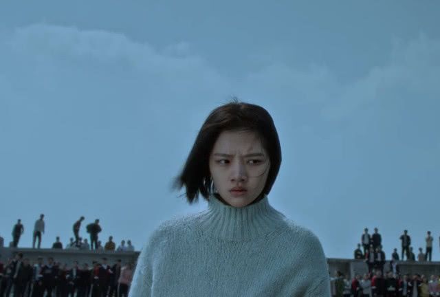 悲伤逆流成河易遥图片