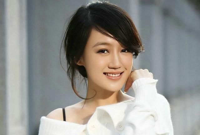 薛佳凝是胡歌前女友，每次提起都流泪，胡歌藏在心底深处的女人