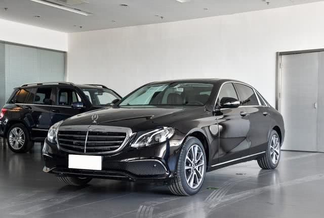 新款奔驰E260L来店,搭载1.5T轻混系统成最大