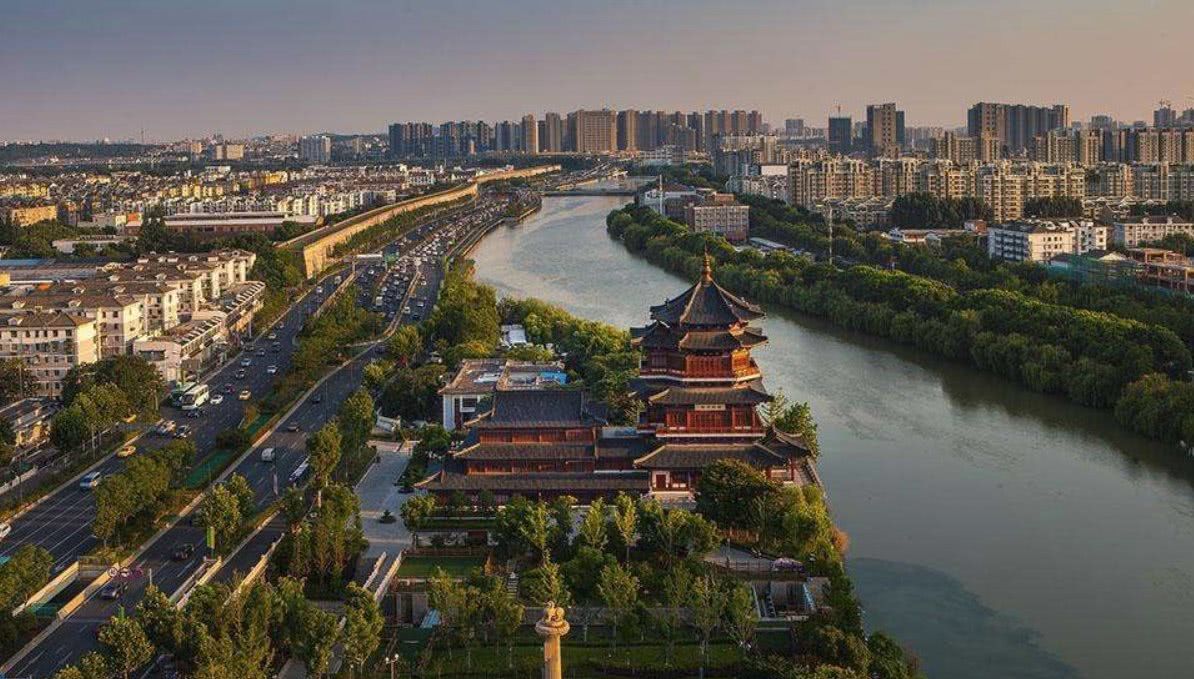 中国最牛“黑马”城市,华东唯一特大城市,被誉为六朝古都!