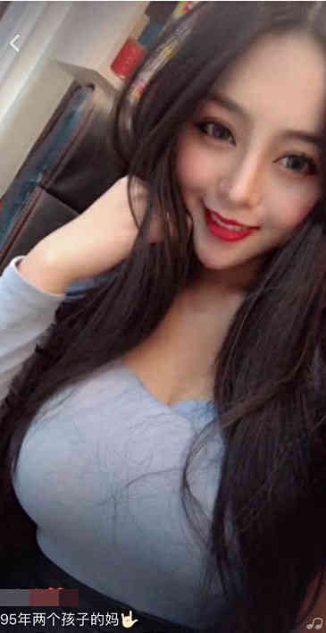 抖音最美孕妇成功卸货,23岁两个孩子妈,网友