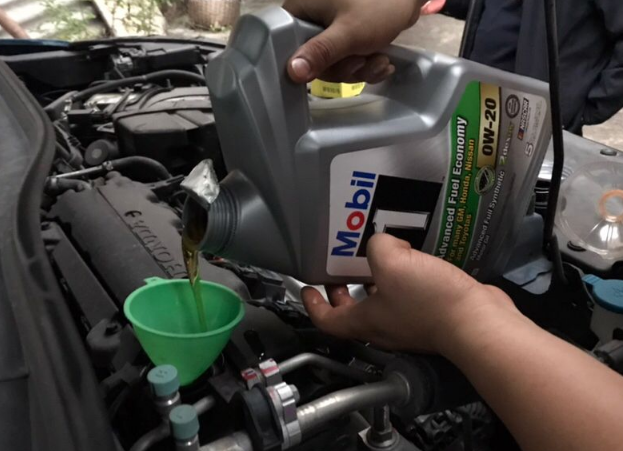 汽车这4个零件，越保养毛病就越多，保养太频繁车子至少少开5年