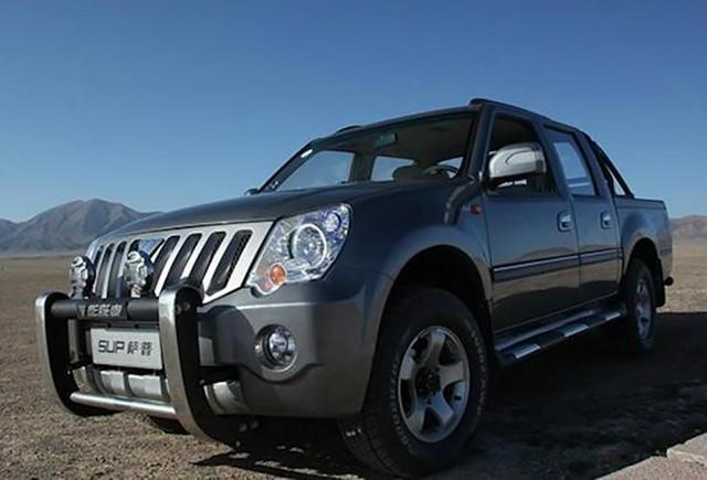 车头看起来像jeep,侧面充满硬派SUV的气势,在农村得到一致好评