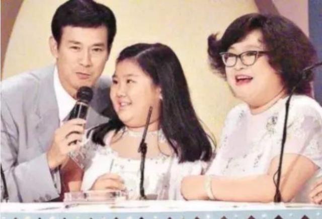 71岁郑少秋，早在32岁就已经“谢顶”，只为她一人公开摘过假发