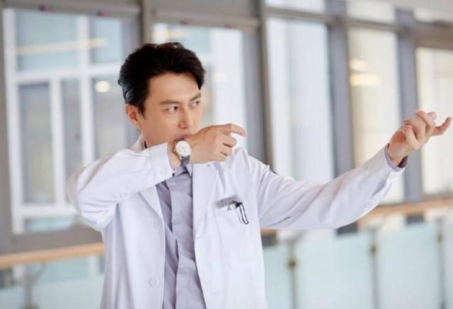 霍建华,胡歌,王凯,勒东这4位老干部,你最喜欢谁?关于公司偶像剧图片