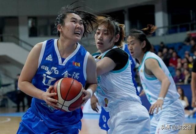 当辽篮在CBA势不可挡,昔日四冠王女篮却已连
