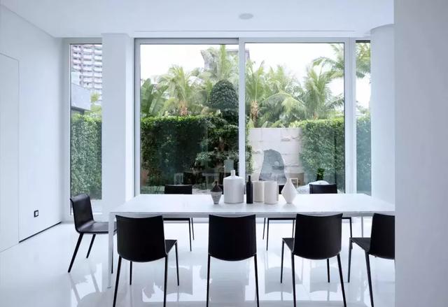 三亚极简白顶级度假别墅,更高一层的生活方式!