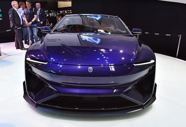 国产又一豪车亮相!百米2.5秒,续航1200公里,比
