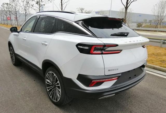 颜值超吉利长安轿跑！曝猎豹轿跑SUV实车，或用宝马1.8T发动机