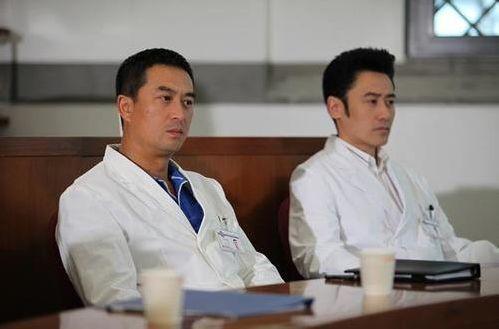 张嘉译前妻，身家过亿背景强大，谈及张嘉译三个字“凤凰男”！