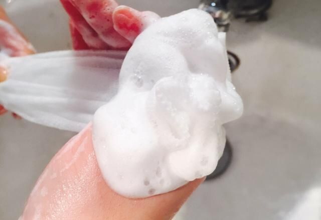 洗脸的三个小技巧：不用毛巾擦脸，不用热水洗