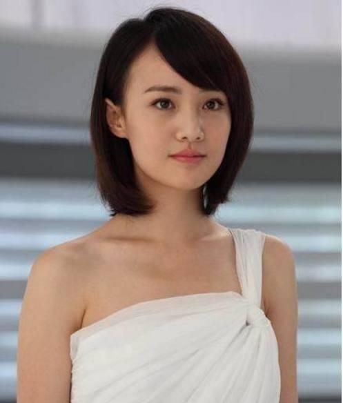 郑爽出山胖回了颜值巅峰,但破相两年都没处理